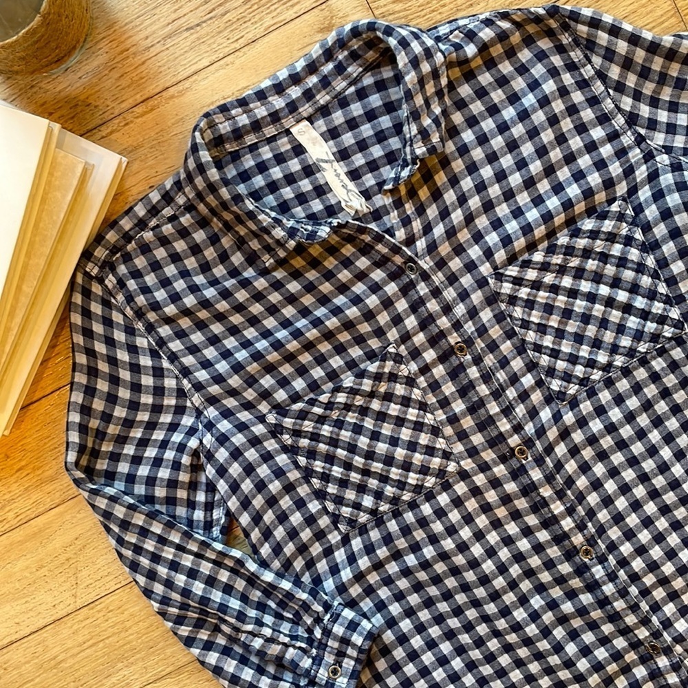 Seven7 button down checked top, women’s size small